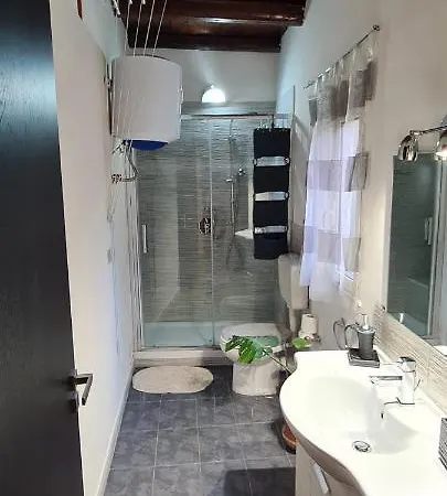 Virginia House * Palermo